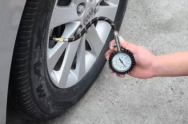汽车轮胎的检查方法 6大方法帮到你
